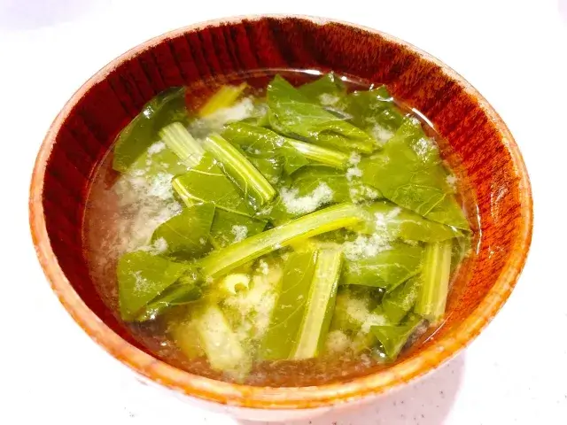 小松菜の味噌汁の苦さを解消するおすすめの具と組み合わせ